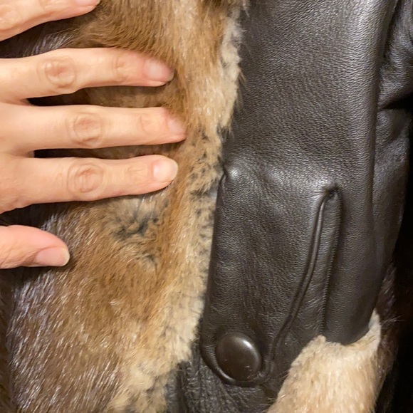 Margulis furs Clayton - Picture 11 of 12